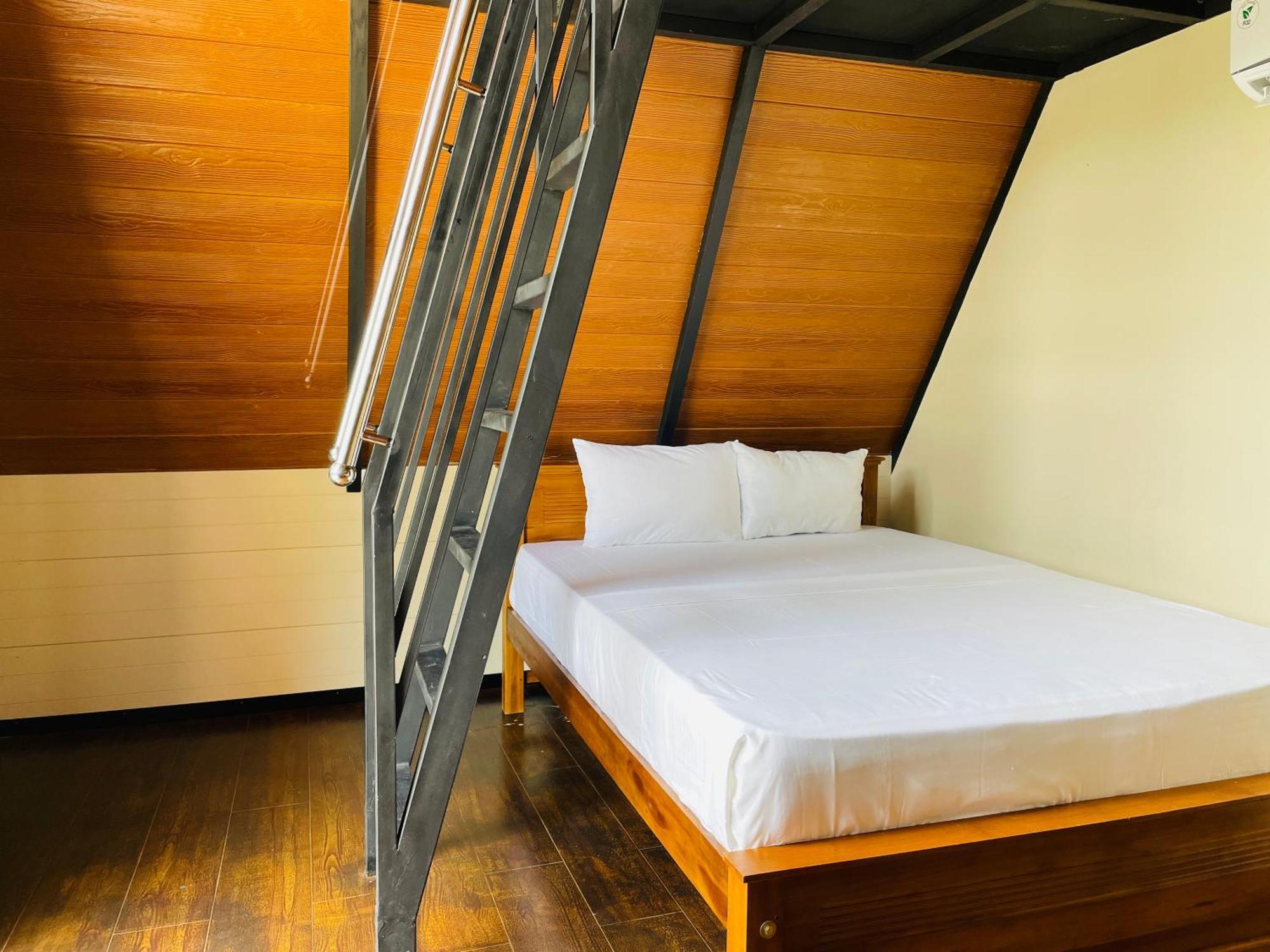 King'S Island Resort Negombo Bagian luar foto