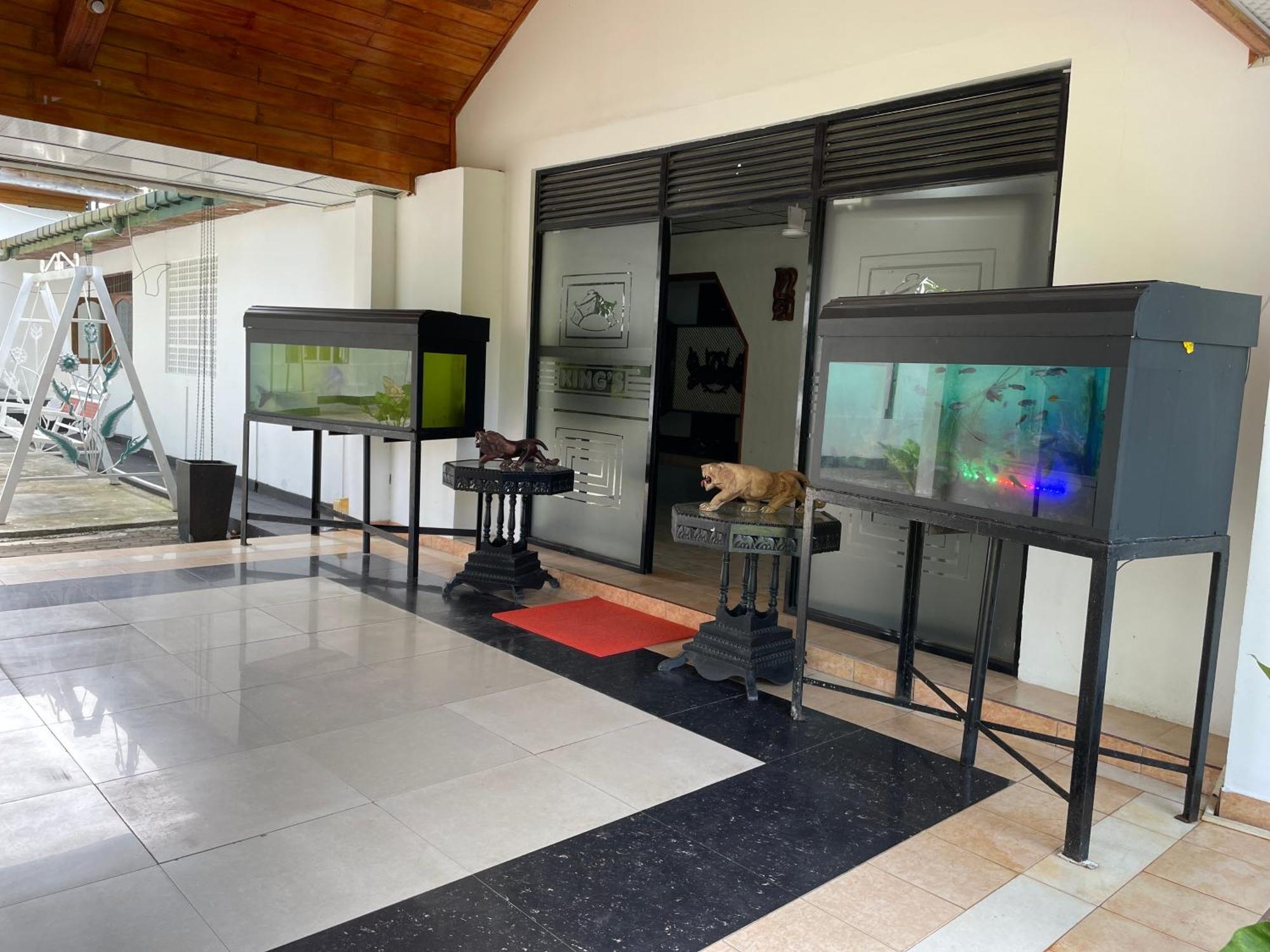 King'S Island Resort Negombo Bagian luar foto