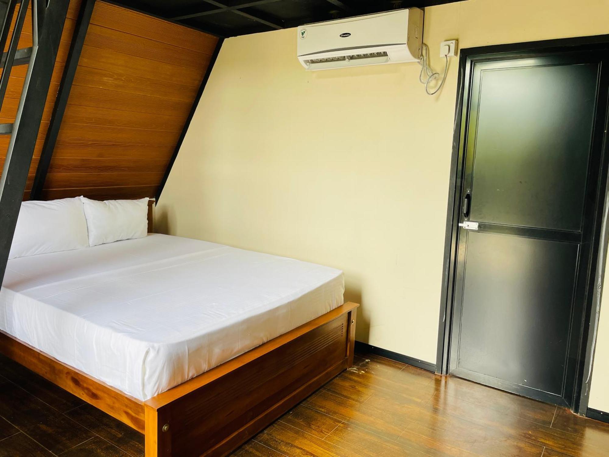 King'S Island Resort Negombo Bagian luar foto